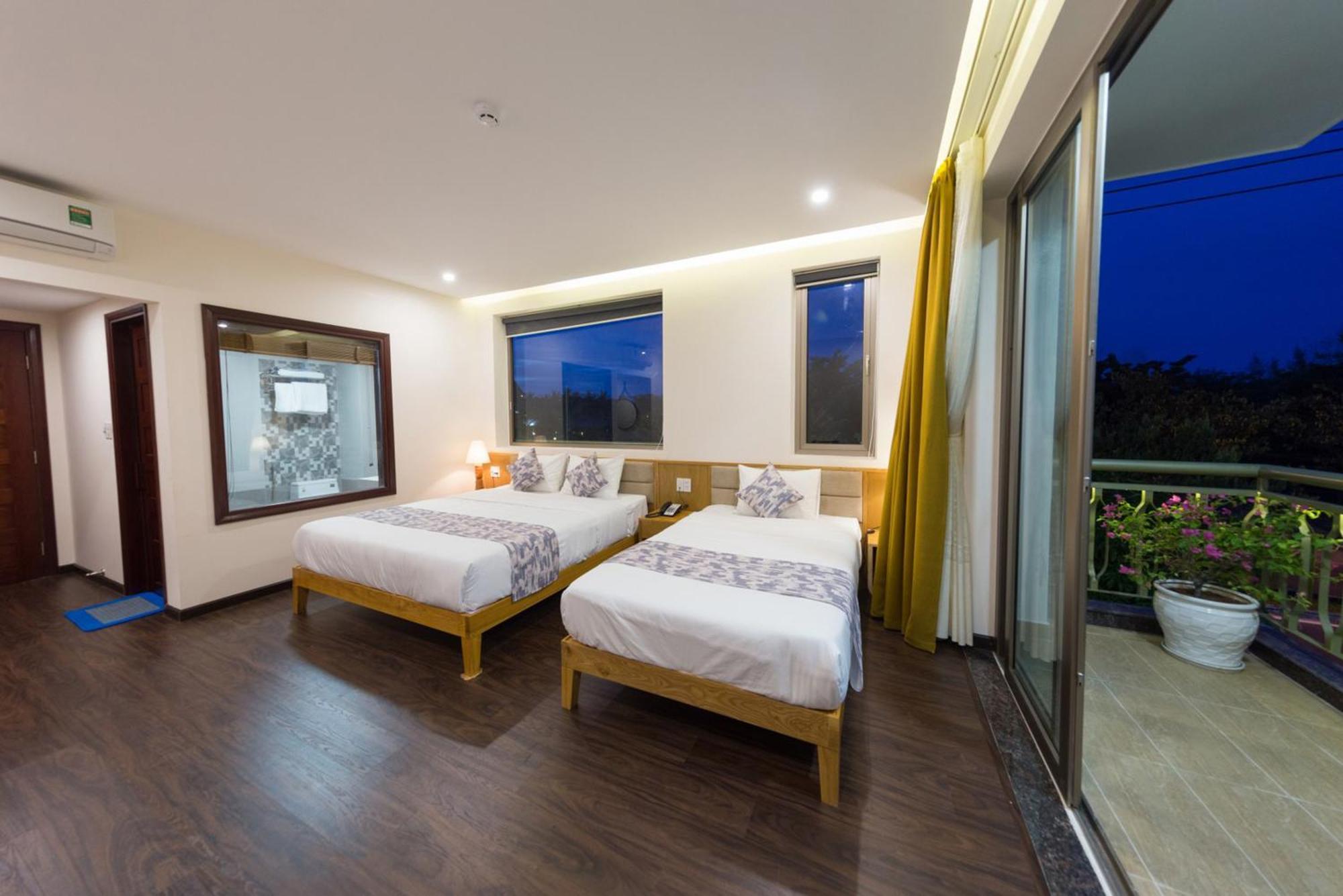 Silk And Sea Hotel Tan Thanh Exterior photo